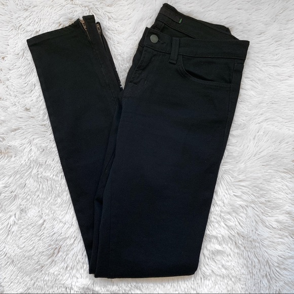 J Brand Denim - JBrand Black “The Deal” Skinny Ankle zip Jeans